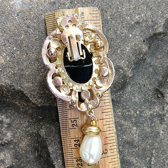 Vintage doorknocker clip on earrings - Picture 6 of 8